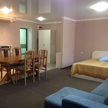 Oolit Hotel Liszakovszk Kültér fotó